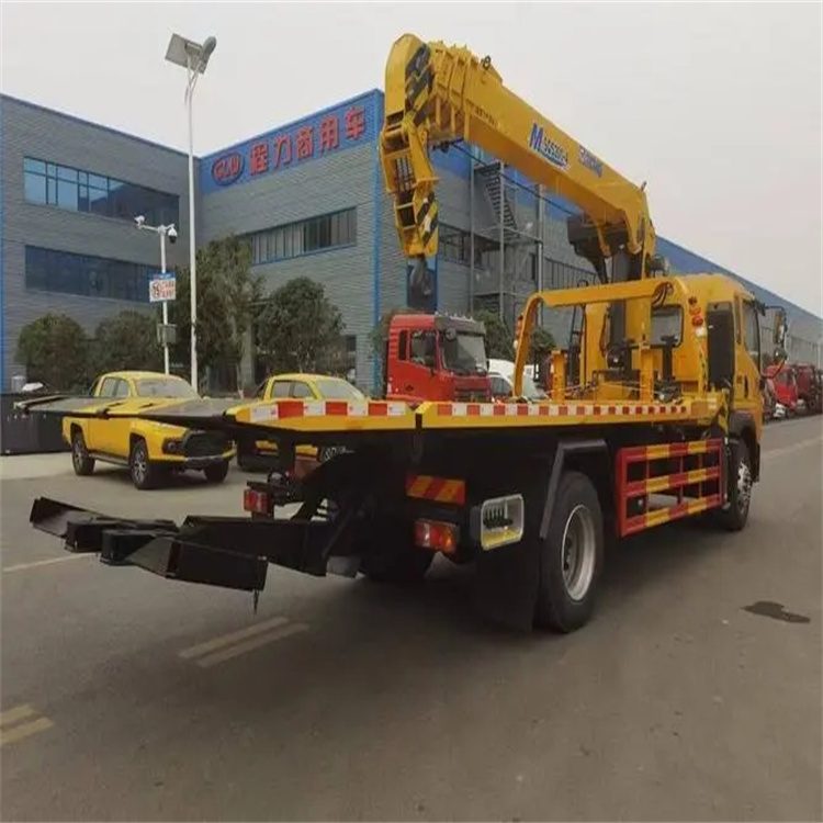 金湖县附近小随车吊出租电话，轻松解决搬运烦恼